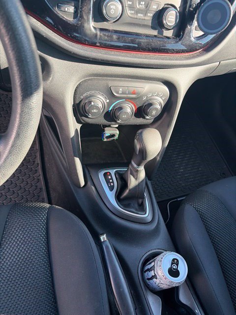 Used 2015 Dodge Dart SE w/ Convenience Group FWD image 9