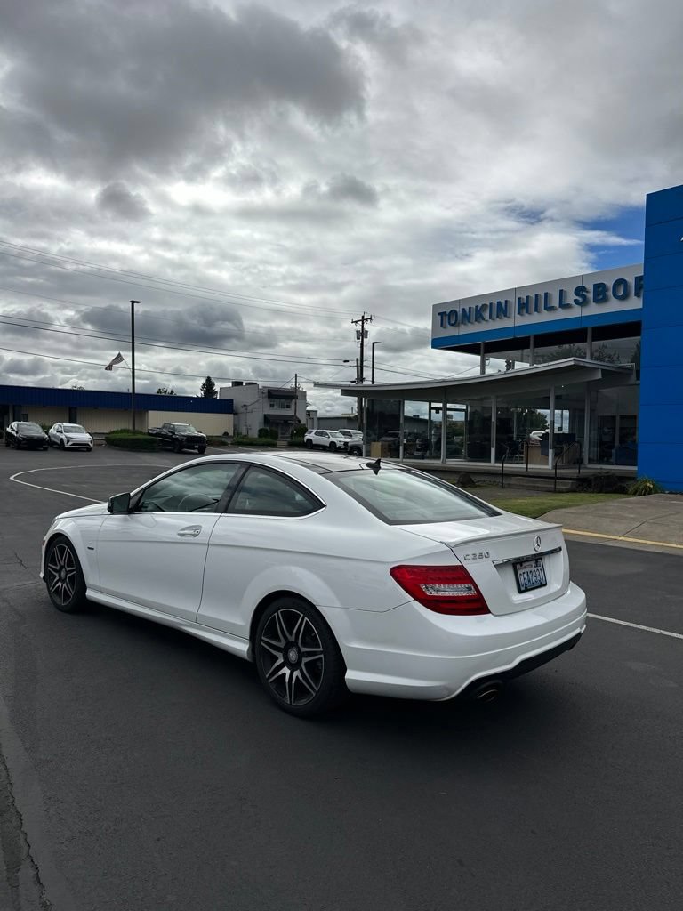 Used 2014 Mercedes-Benz C 250 Coupe image 3