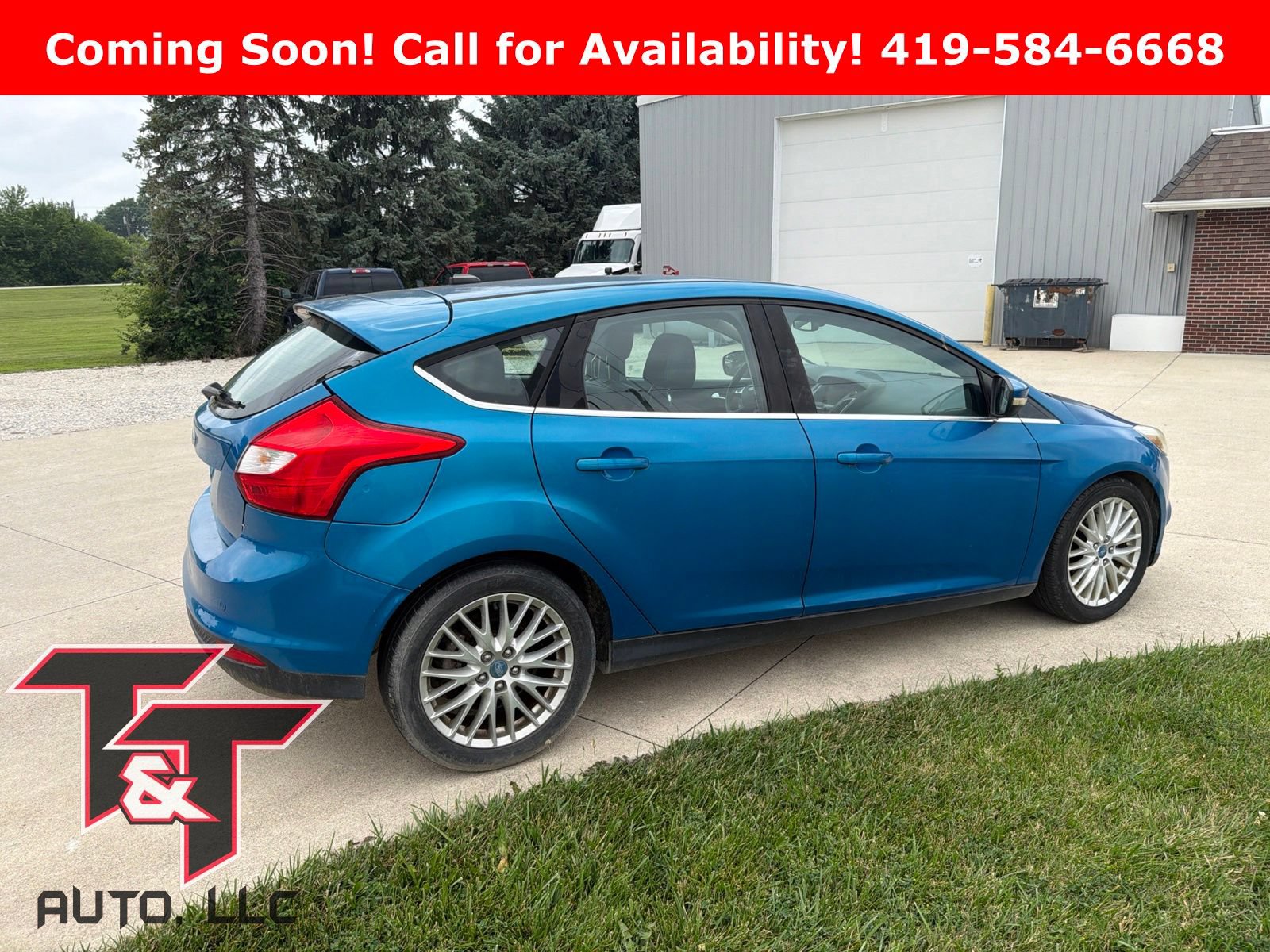 Used 2012 Ford Focus SEL FWD image 2