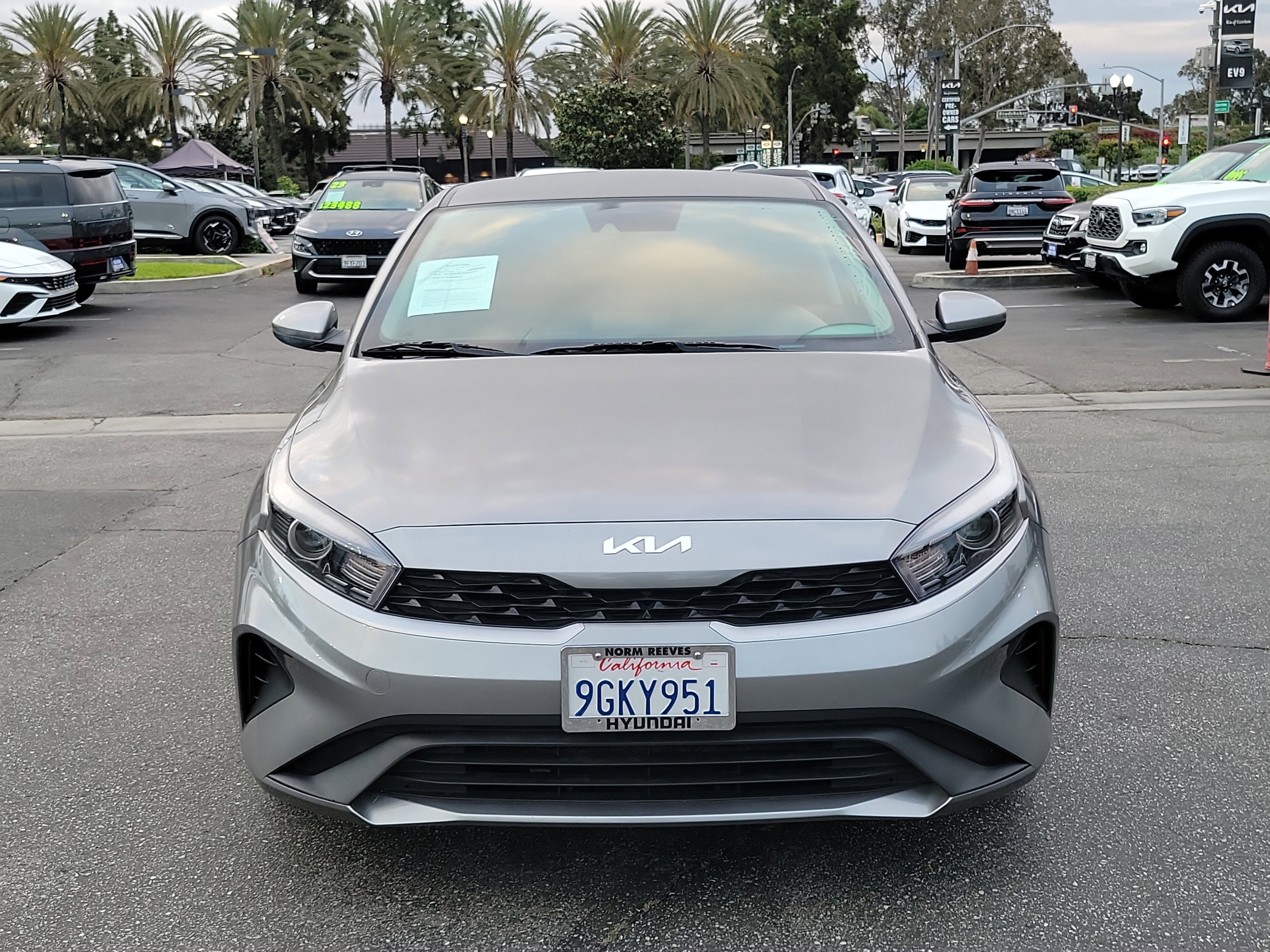 Used 2023 Kia Forte LXS FWD image 6