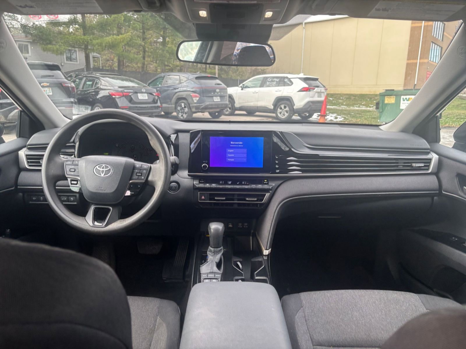 Used 2025 Toyota Camry LE image 31