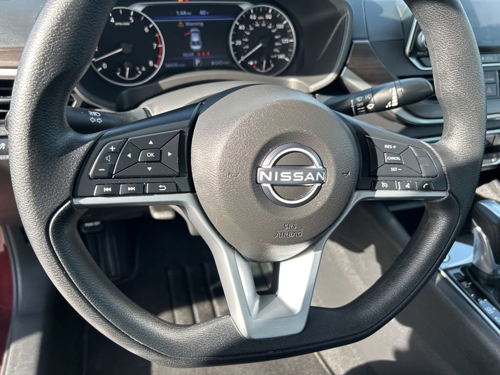 Used 2025 Nissan Altima 2.5 SV image 17