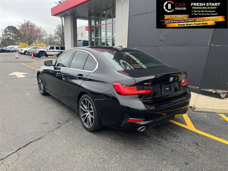 Used 2019 BMW 330i xDrive Sedan AWD/4WD image 5