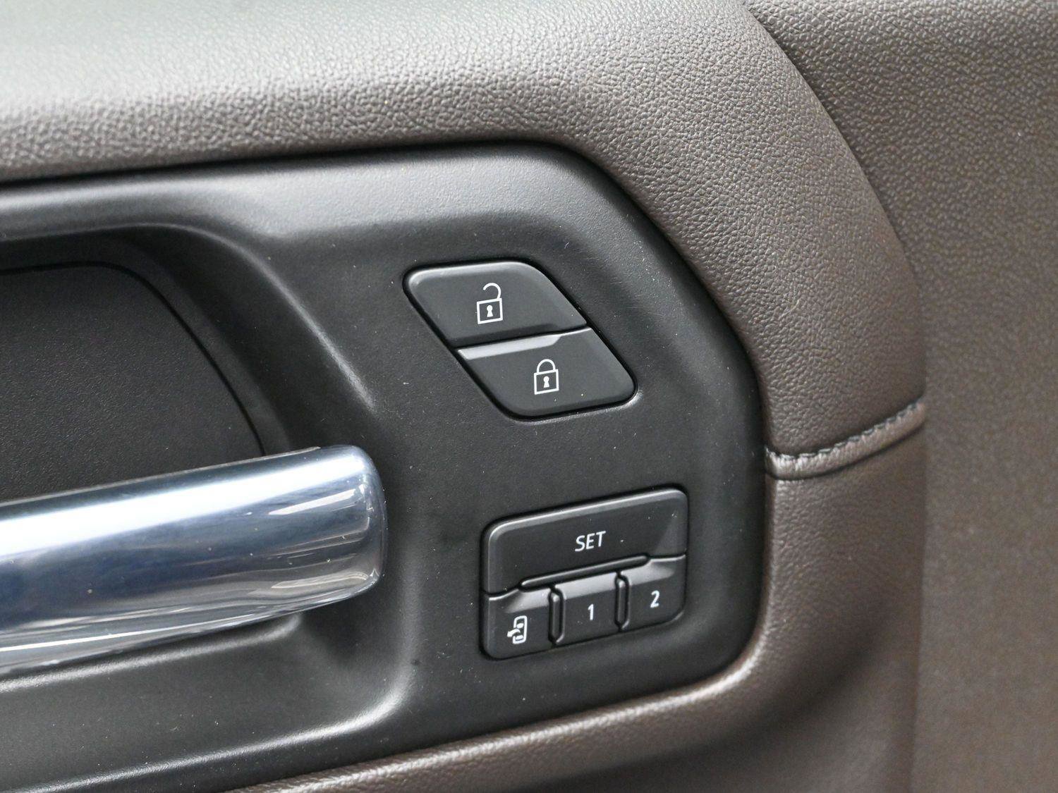 Used 2020 GMC Sierra 2500 Denali w/ Denali Ultimate Package image 10