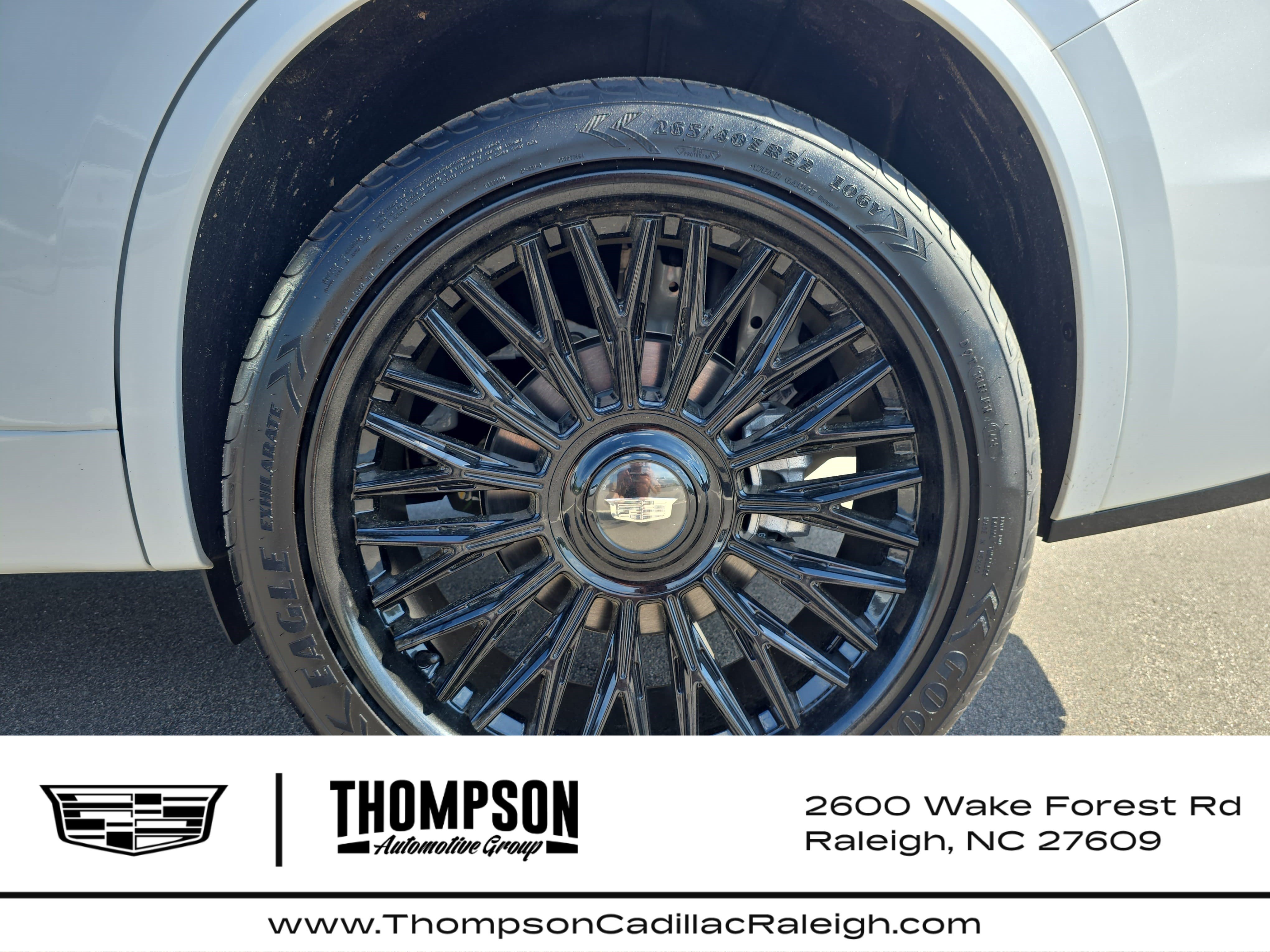 New 2025 Cadillac XT6 Luxury FWD image 34