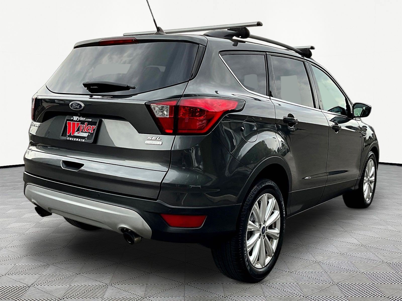 Used 2019 Ford Escape SEL FWD image 6