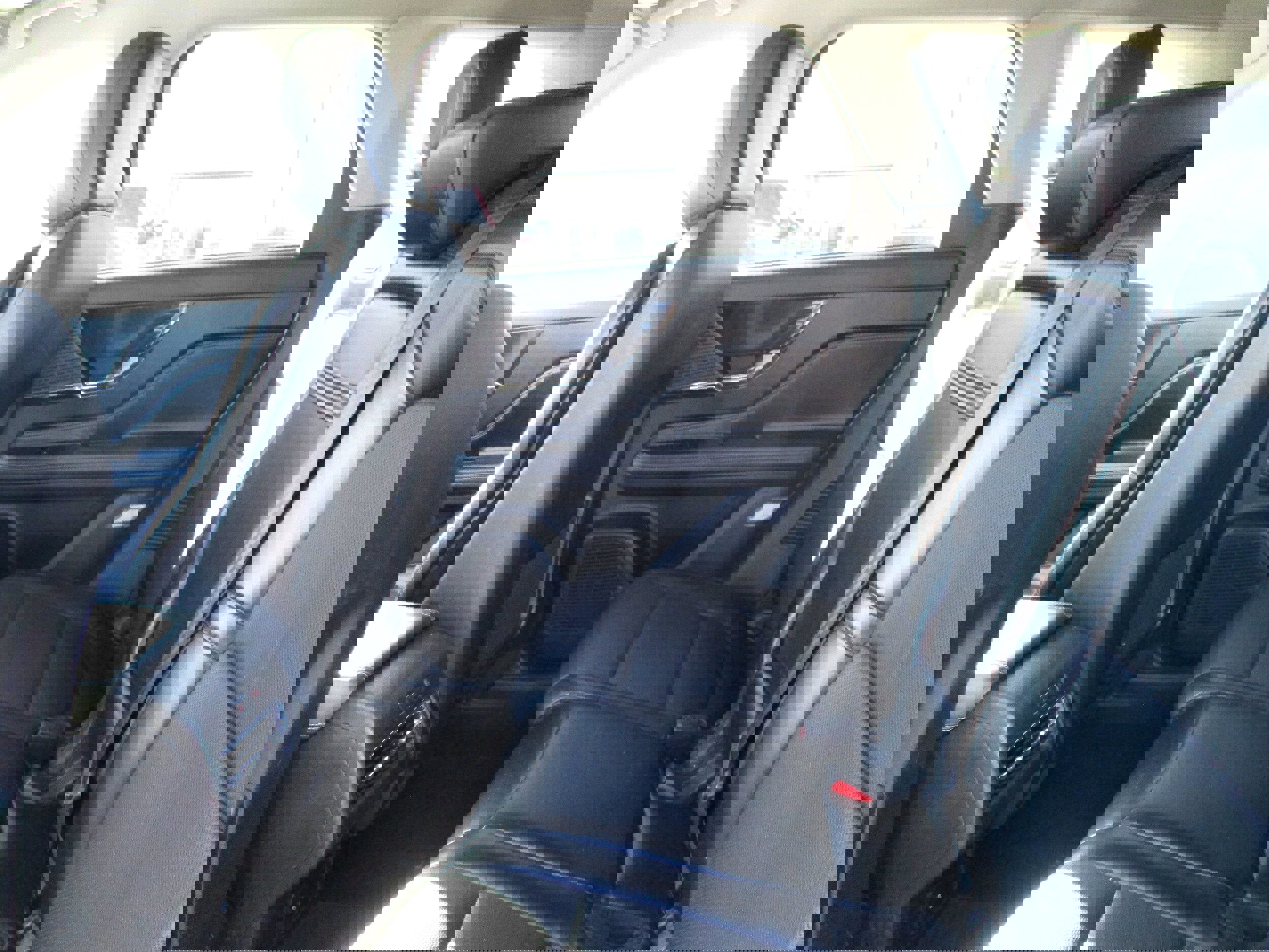 Used 2022 Lincoln Corsair AWD w/ Premium Package image 17