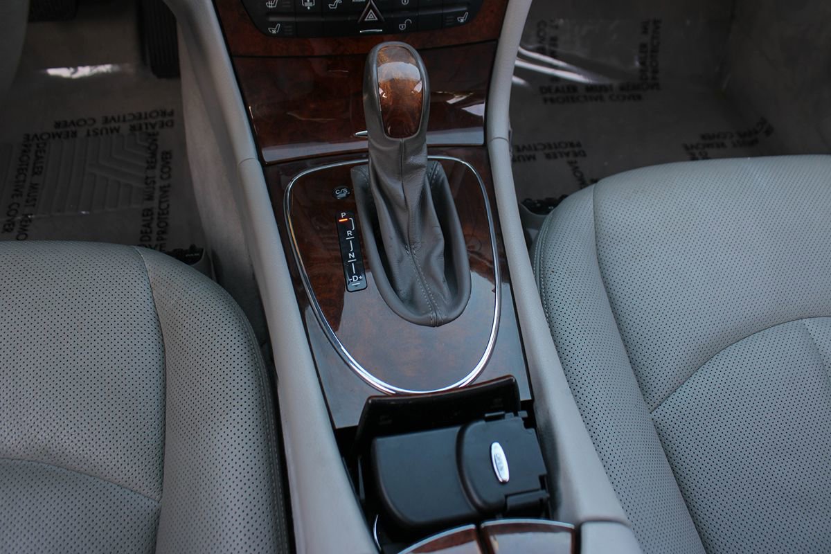 Used 2004 Mercedes-Benz E 320 Sedan image 29