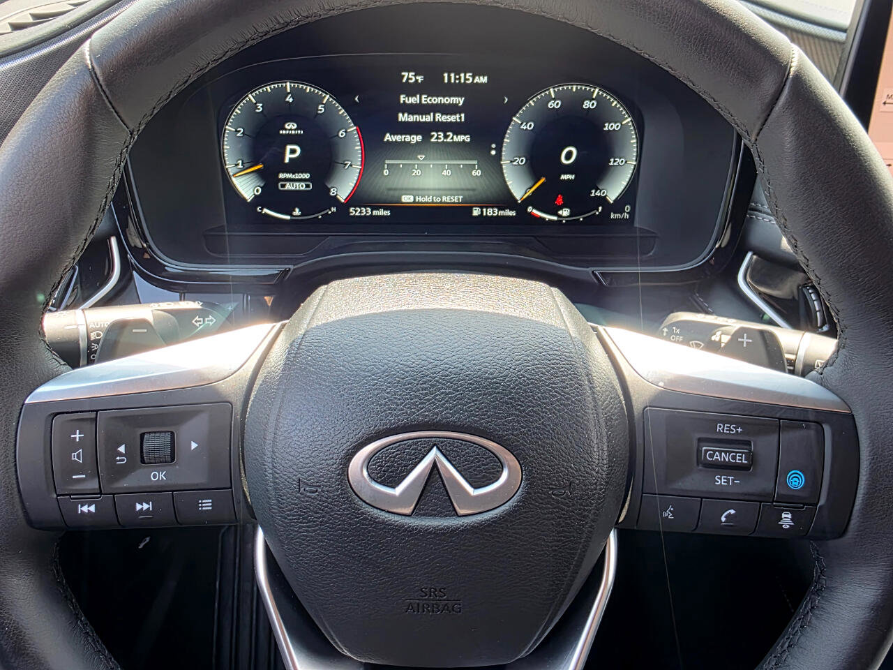 Used 2025 INFINITI QX60 Luxe w/ Black Edition image 11