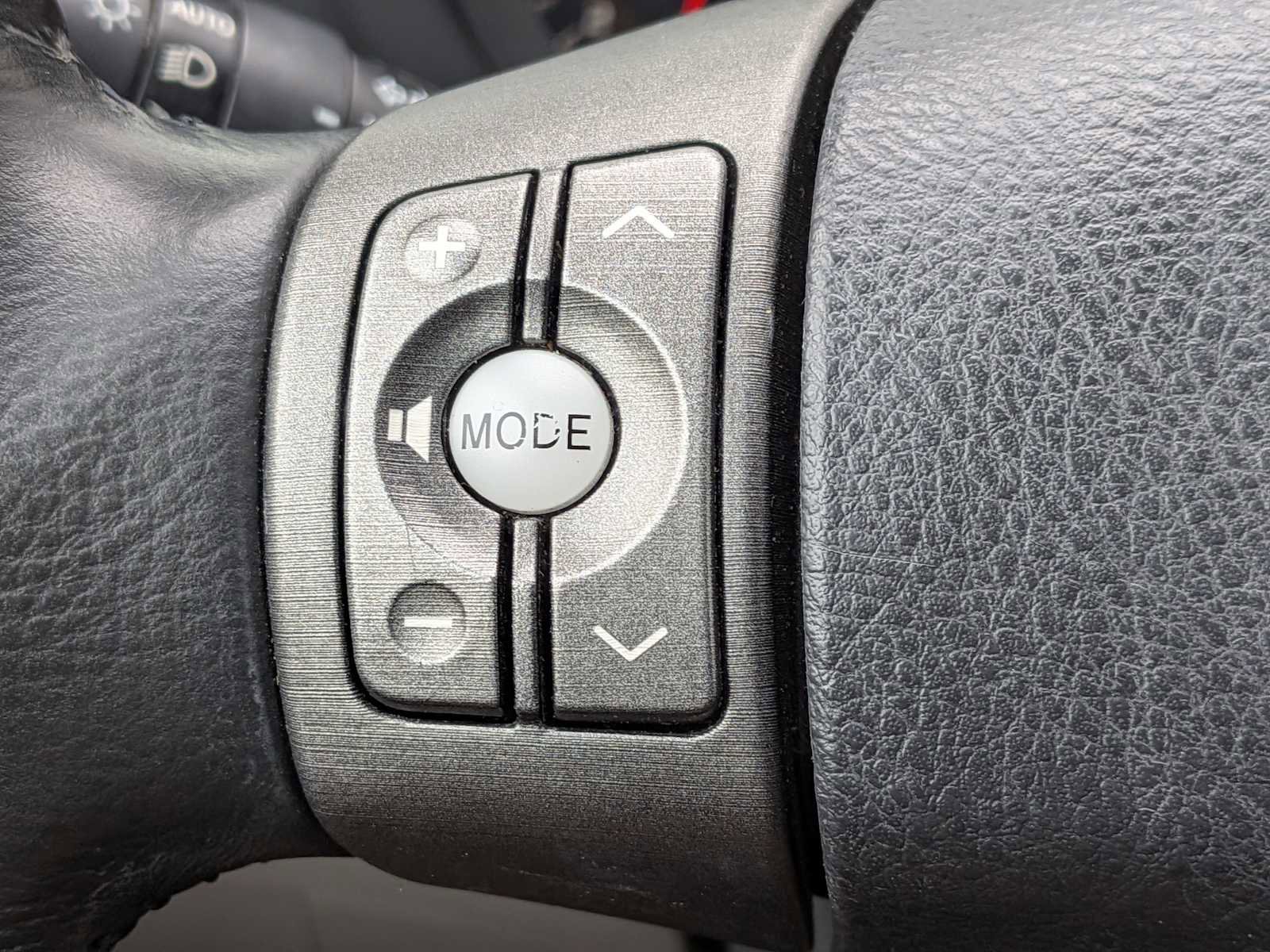 Used 2011 Toyota RAV4 Limited w/ Limited Extra Value Pkg image 21