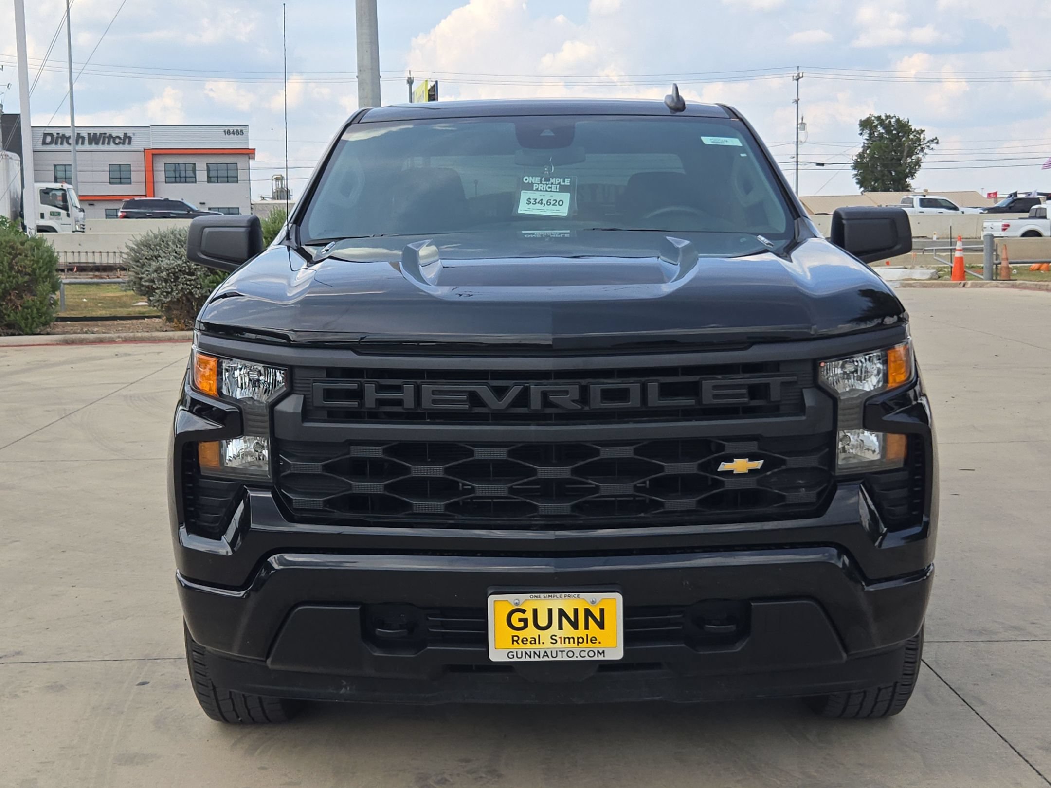 Used 2024 Chevrolet Silverado 1500 Custom RWD image 8