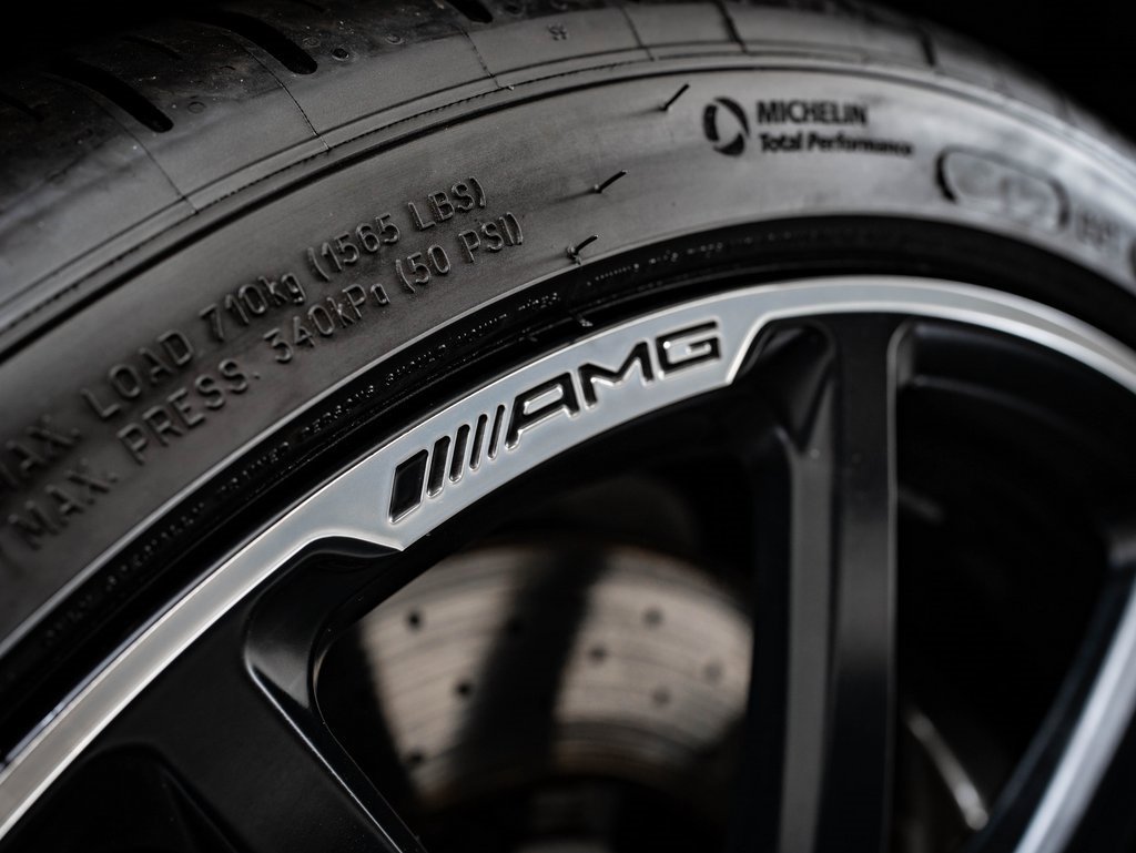 Used 2013 Mercedes-Benz SL 63 AMG image 17