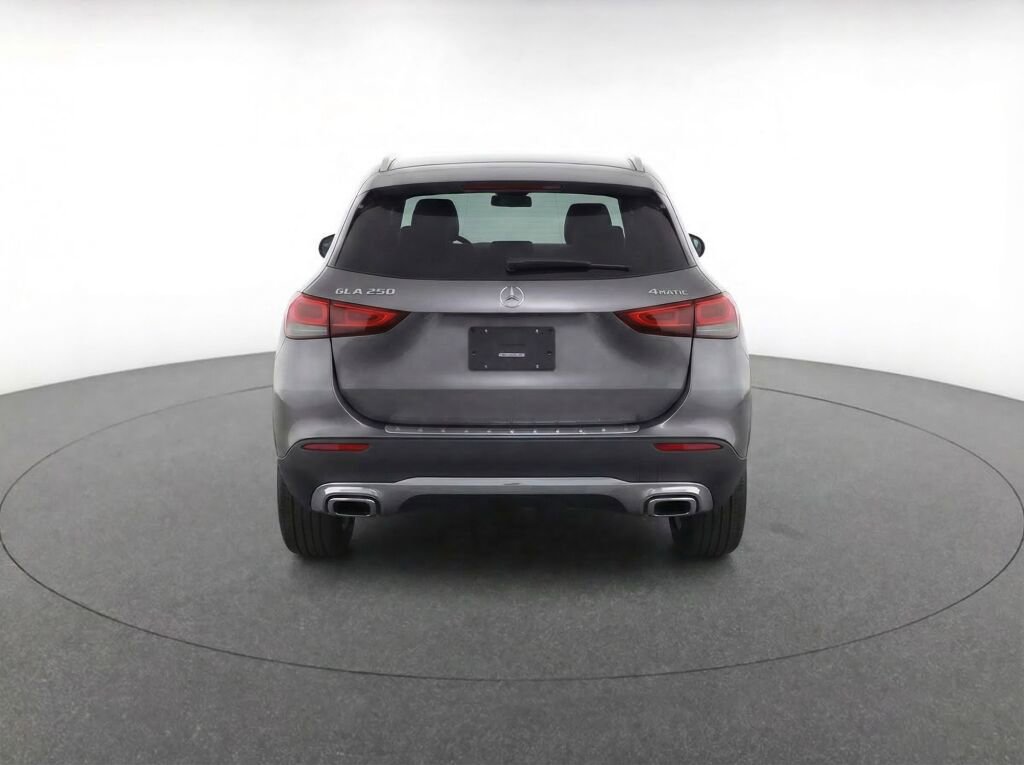 Used 2021 Mercedes-Benz GLA 250 4MATIC image 7