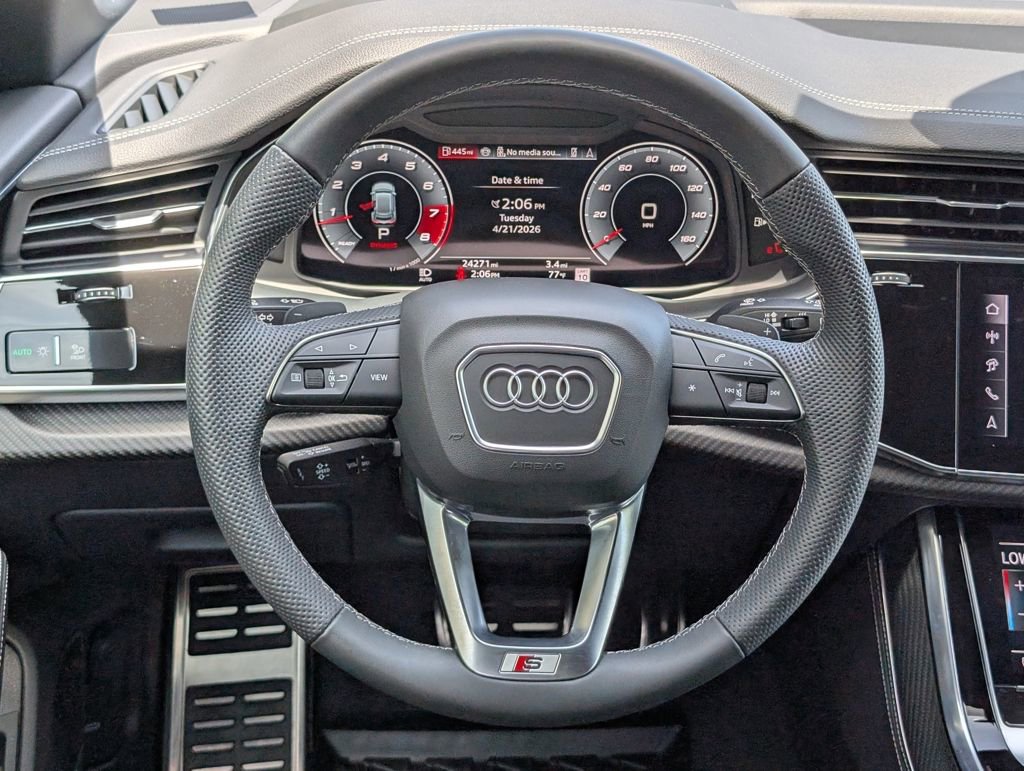 Used 2025 Audi SQ8 Prestige AWD/4WD image 24