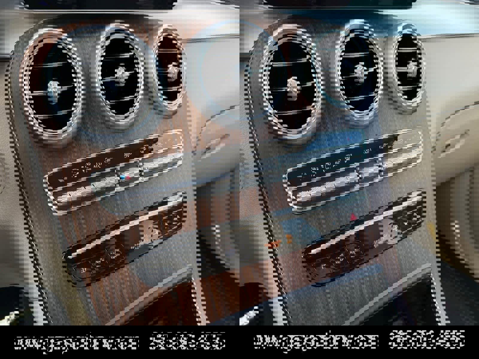 Used 2022 Mercedes-Benz GLC 300 4MATIC w/ Premium Package Lite image 19