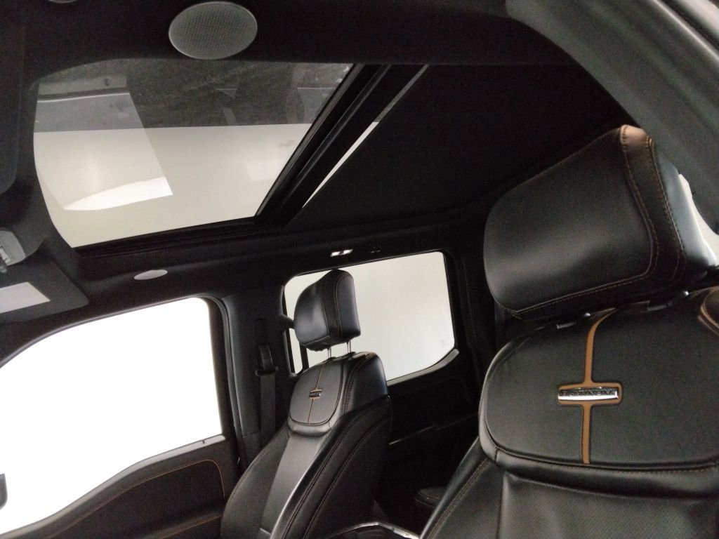 Used 2024 Ford F250 Platinum image 33