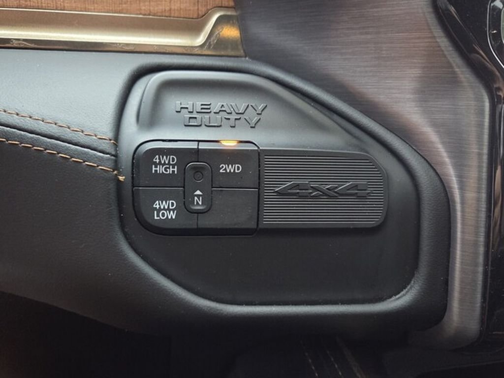 Used 2024 RAM 3500 Limited w/ Towing Technology Group AWD/4WD image 26