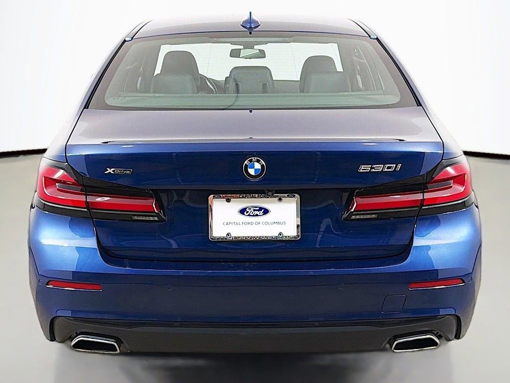 Used 2022 BMW 530i xDrive w/ Premium Package image 13