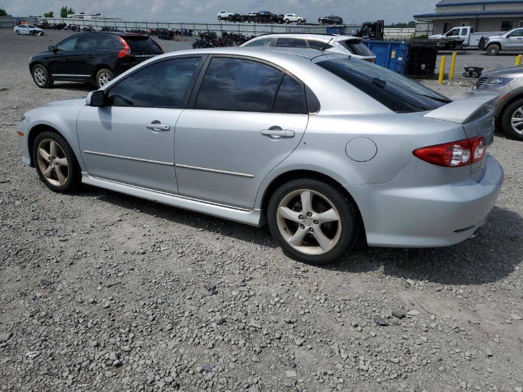 Used 2005 MAZDA MAZDA6 i Sport w/ Bose Audio & Moonroof Pkg FWD image 4