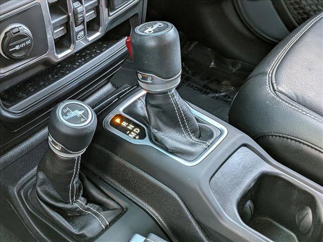 Used 2019 Jeep Wrangler Unlimited Sahara w/ Safety Group image 12