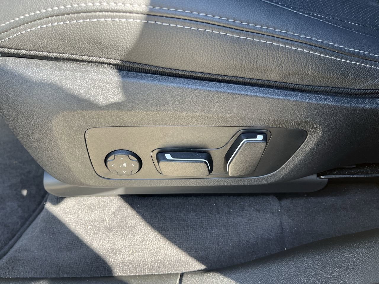 Certified 2024 BMW X3 sDrive30i w/ M Sport Package image 15