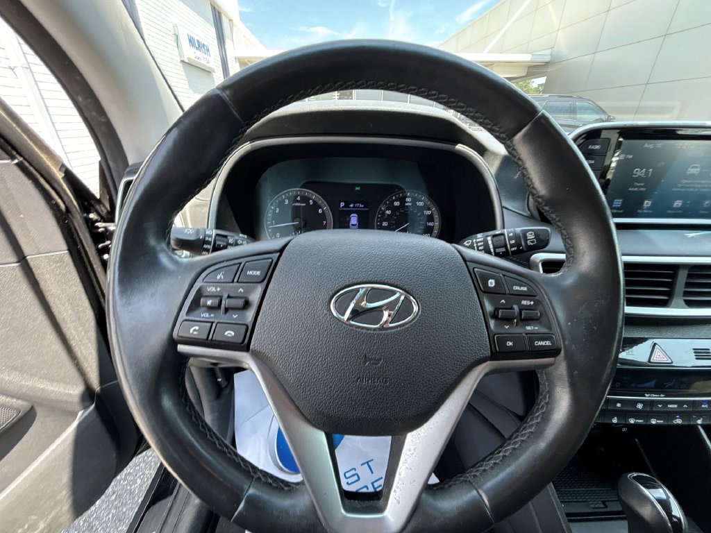 Used 2021 Hyundai Tucson Limited w/ Cargo Package FWD image 11