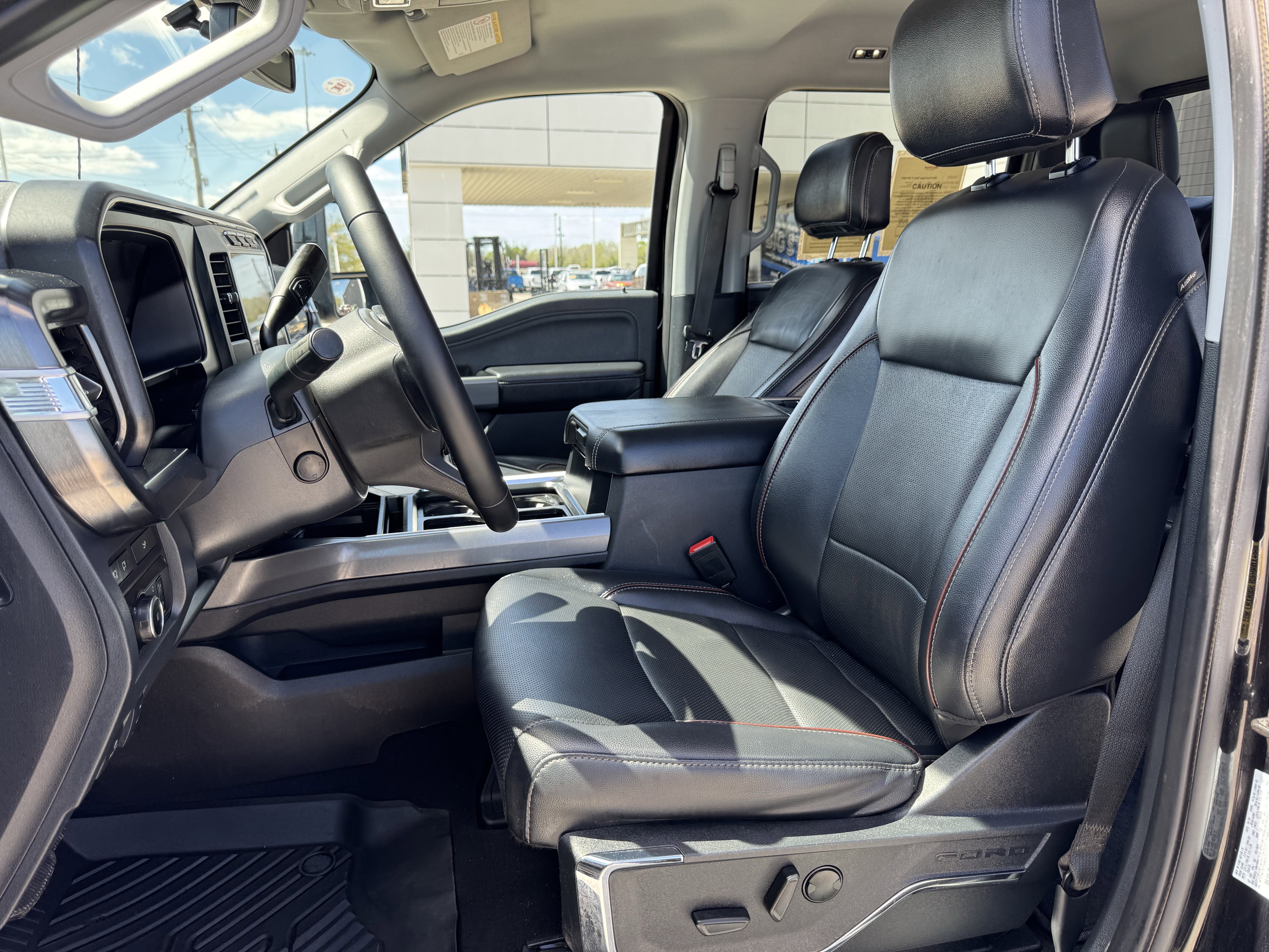 Used 2024 Ford F250 Lariat image 27