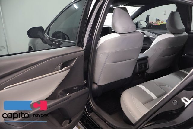 Used 2026 Toyota Camry SE w/ Convenience Package AWD/4WD image 27