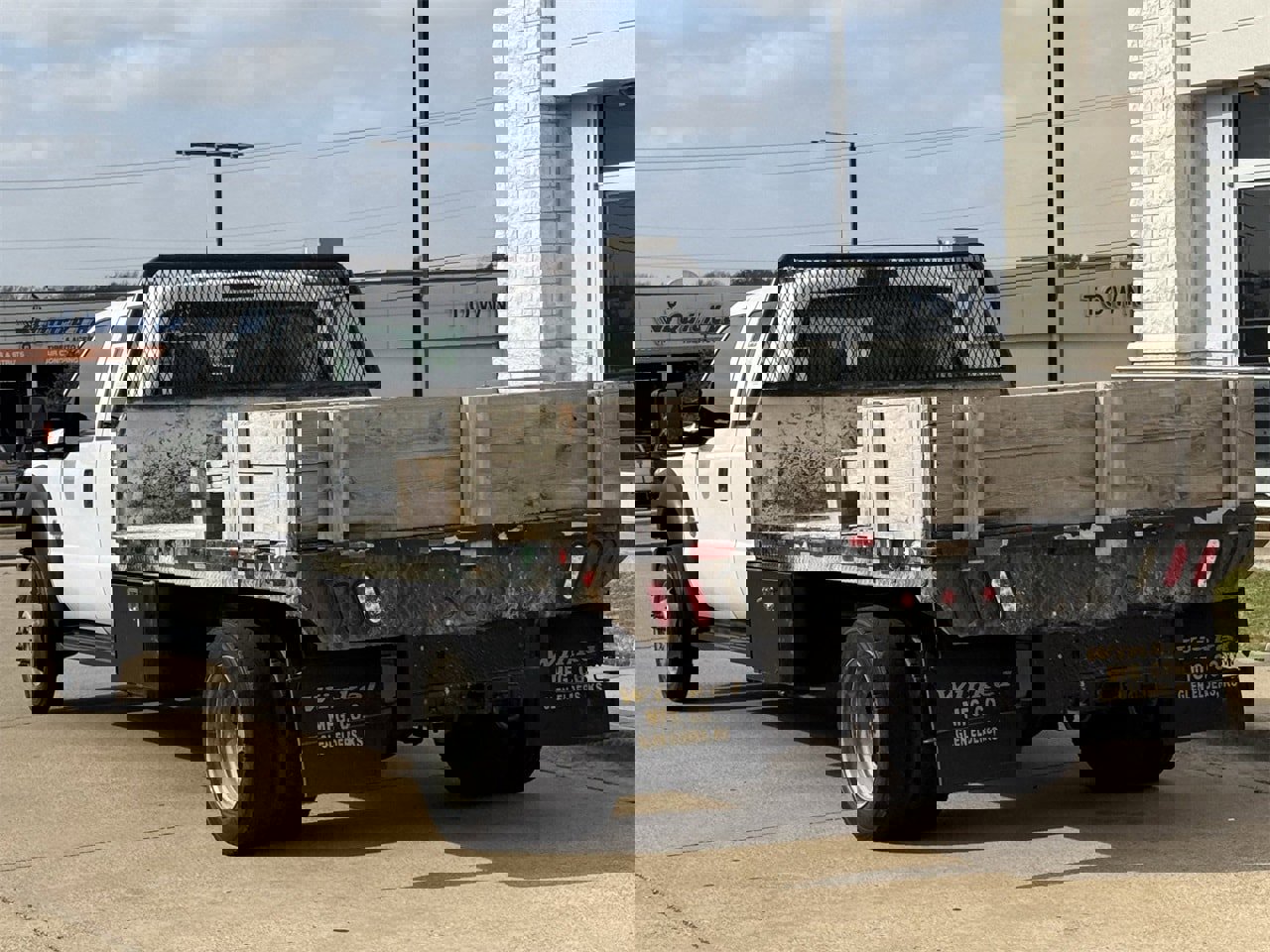 Used 2016 Ford F550 XL image 5