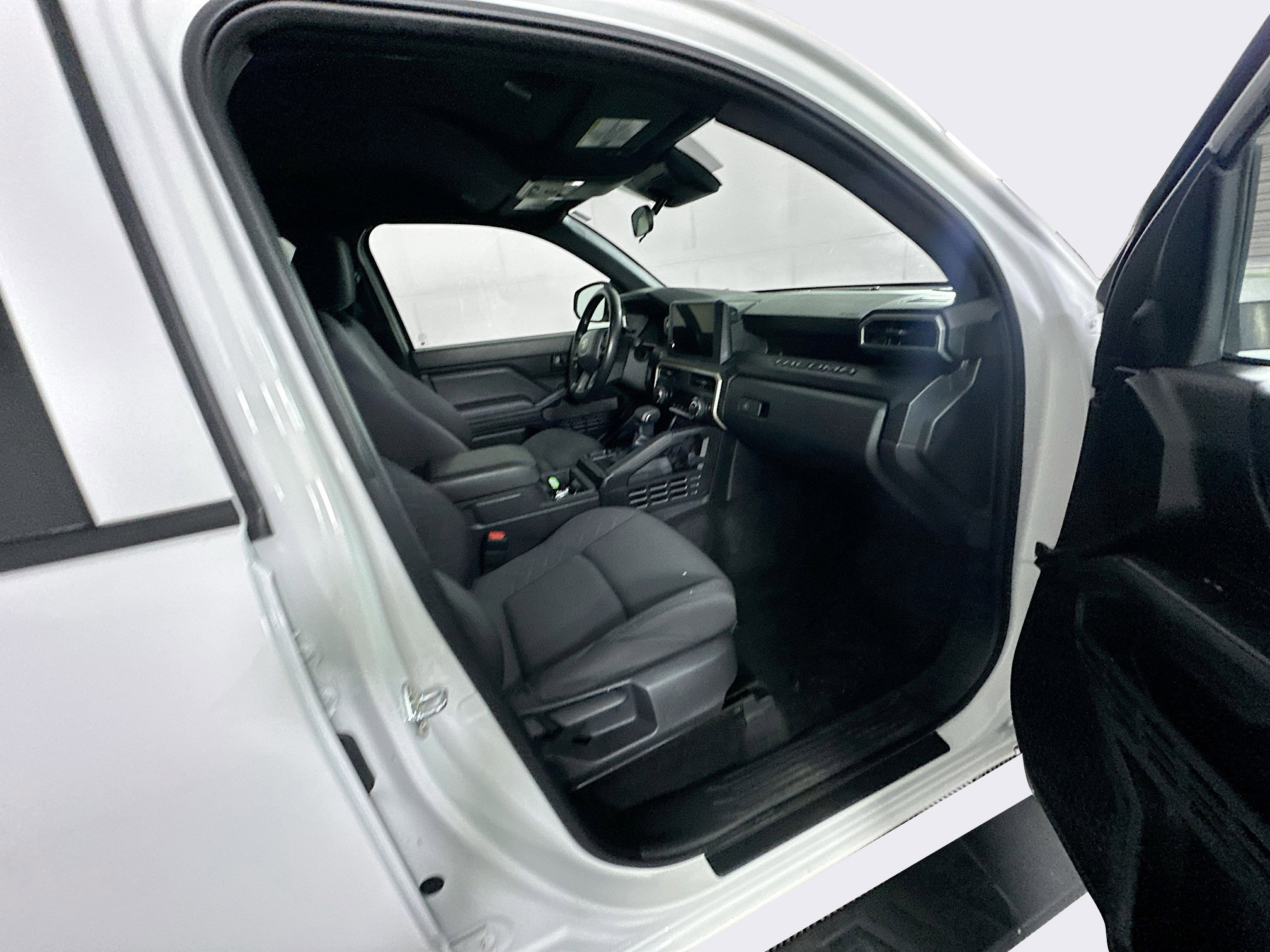 Used 2025 Toyota Tacoma SR RWD image 30