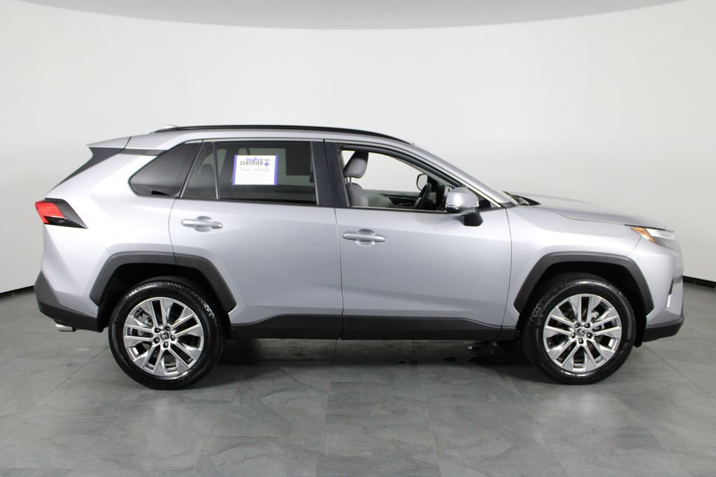 Used 2024 Toyota RAV4 XLE Premium image 13