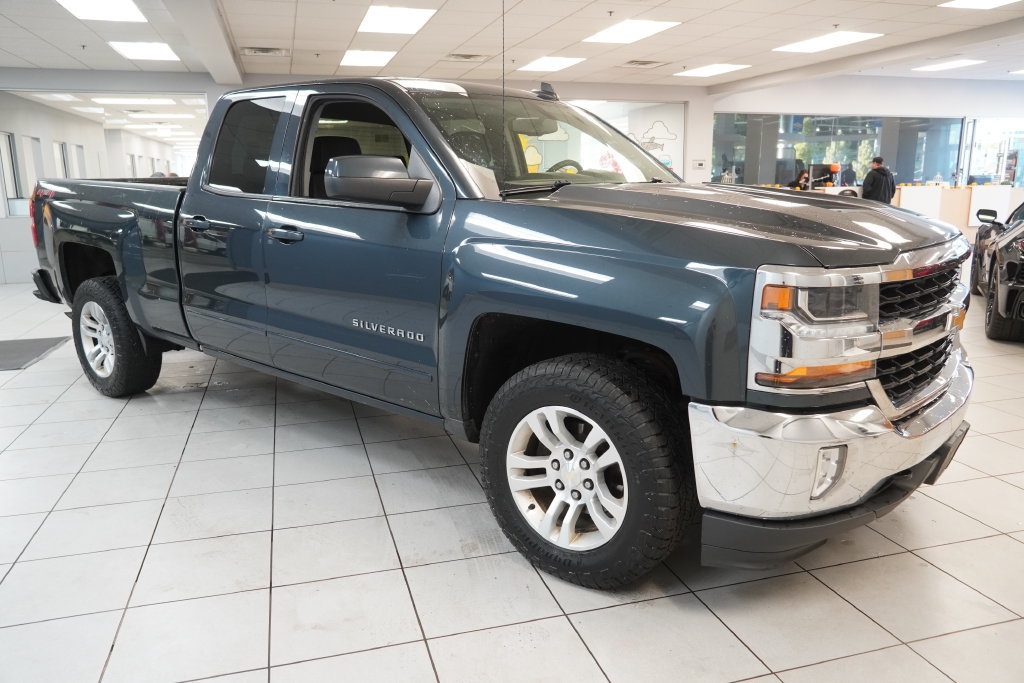Used 2019 Chevrolet Silverado 1500 LT w/ All Star Edition AWD/4WD image 13