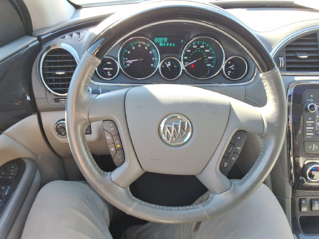 Used 2017 Buick Enclave Premium w/ Experience Buick Package FWD image 27