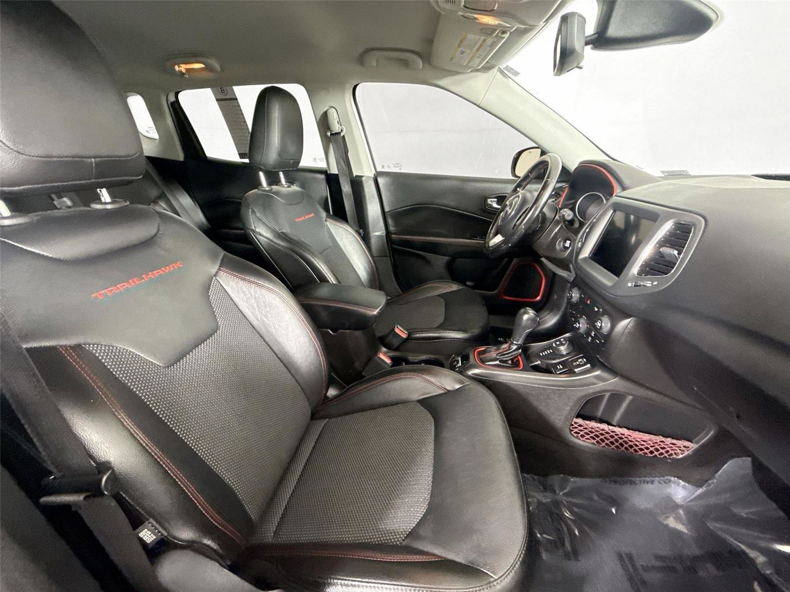 Used 2020 Jeep Compass Trailhawk image 43