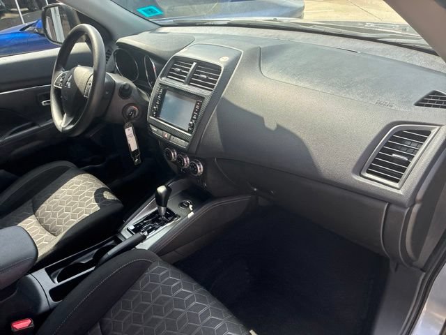 Used 2025 Mitsubishi Outlander Sport ES AWD/4WD image 12