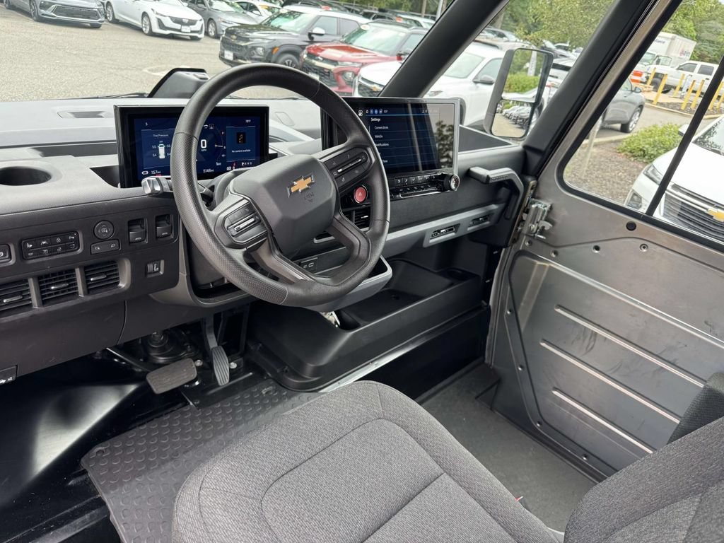 Used 2025 Chevrolet Brightdrop 600 FWD image 15