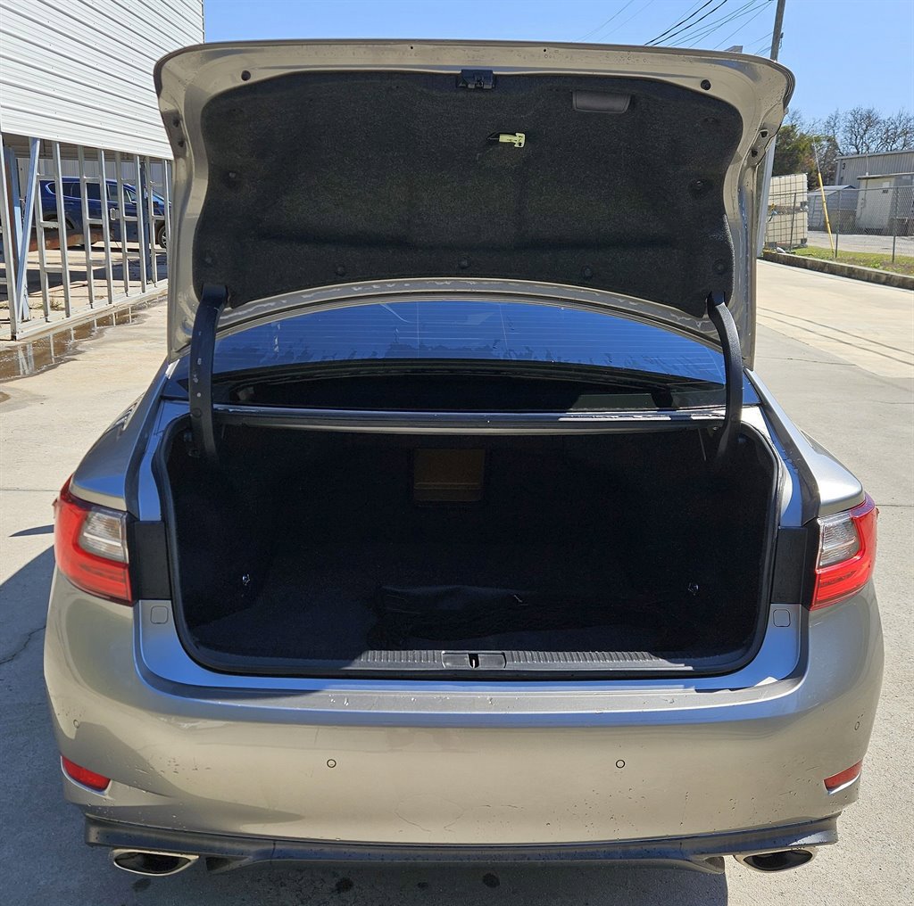 Used 2018 Lexus ES 350 w/ Premier Package FWD image 10