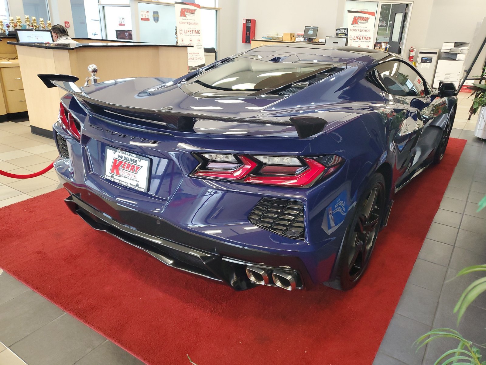 Used 2025 Chevrolet Corvette Stingray Premium Cpe RWD image 4