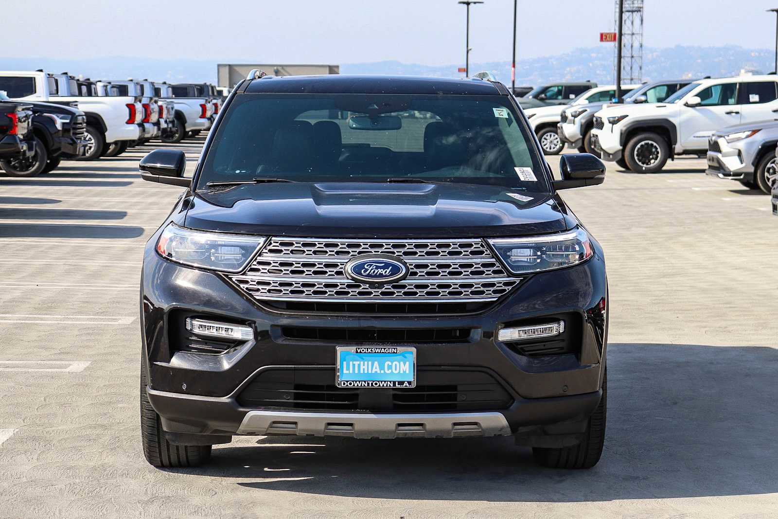 Used 2020 Ford Explorer Limited image 2