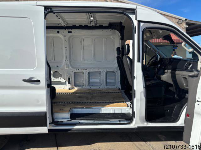 Used 2023 Ford Transit 250 Medium Roof AWD image 24