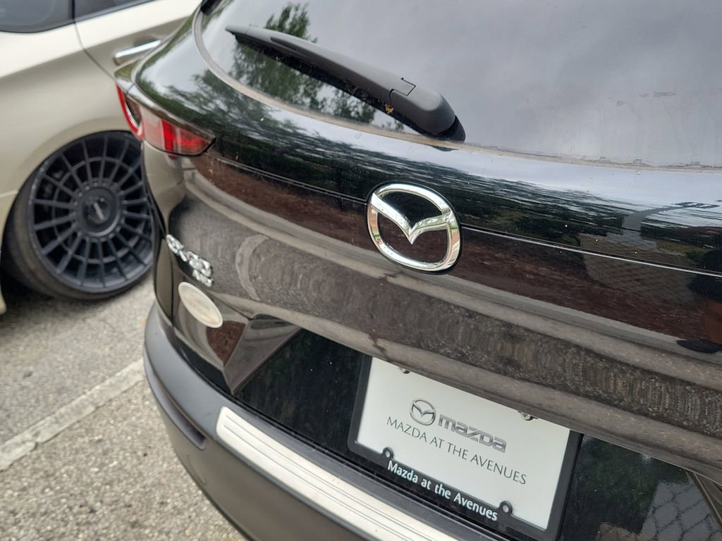 Certified 2025 MAZDA CX-30 AWD 2.5 S w/ Preferred Package image 18