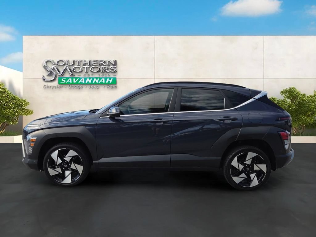 Used 2024 Hyundai Kona Limited AWD/4WD image 2