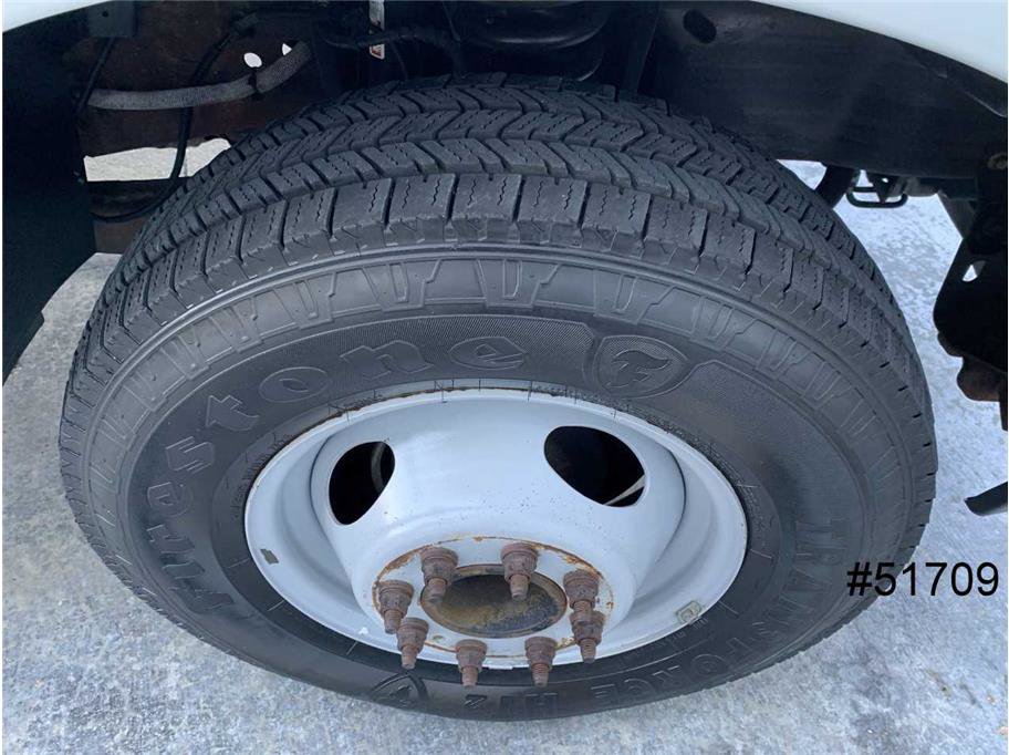 Used 2001 Ford F350 XL image 16
