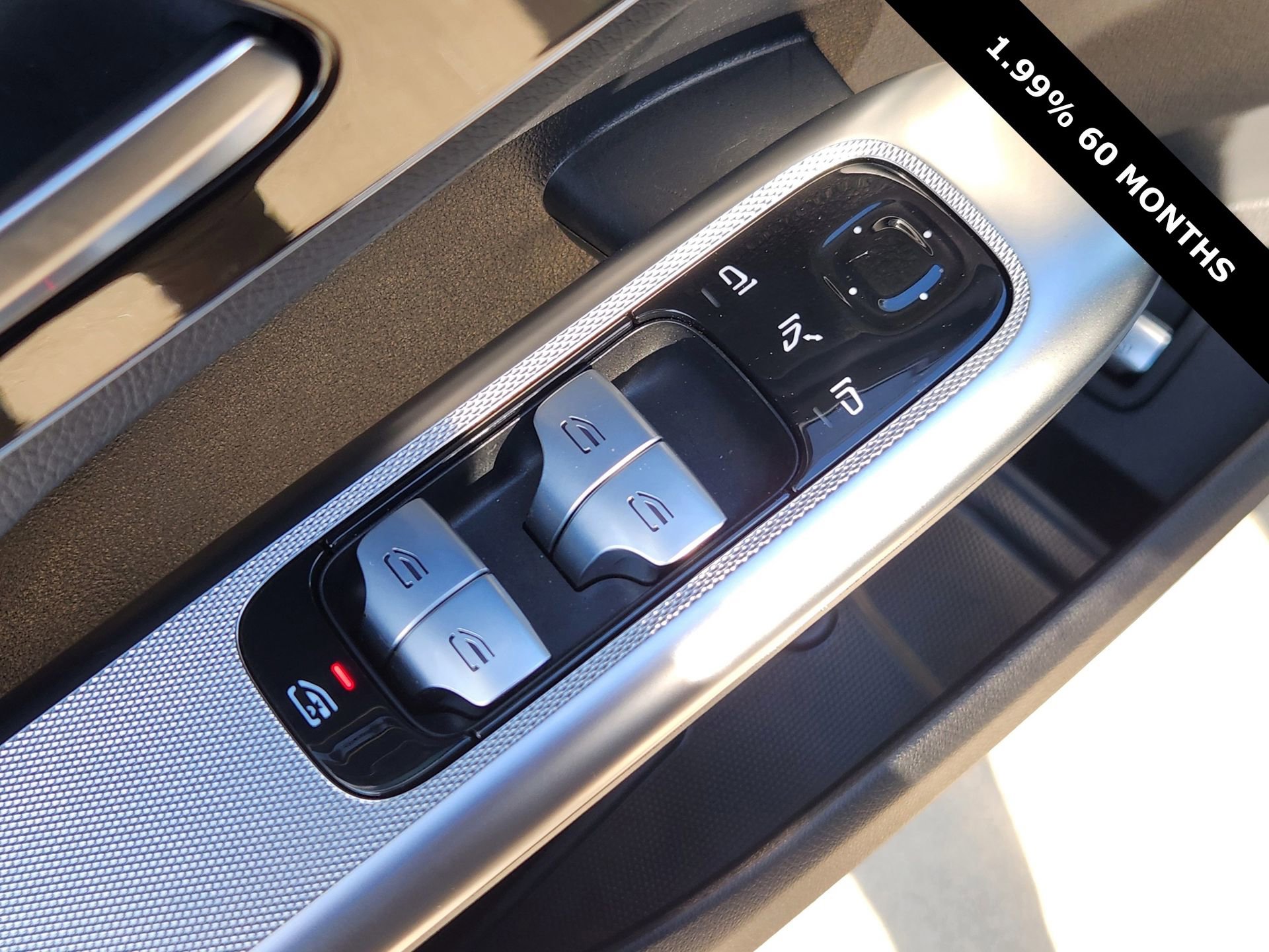 Certified 2025 Mercedes-Benz GLC 300 image 23