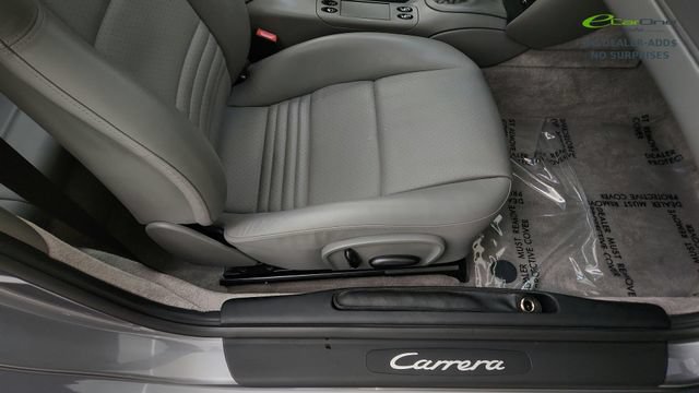 Used 2001 Porsche 911 Carrera RWD image 48