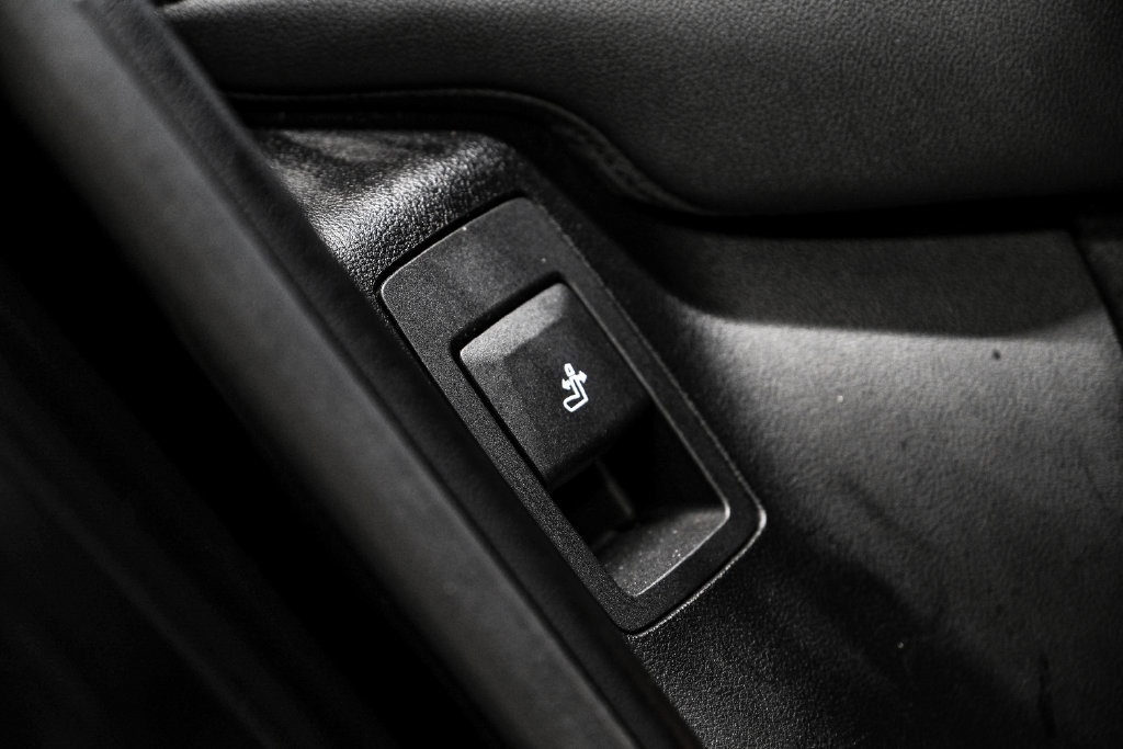 Used 2019 BMW X3 sDrive30i w/ Premium Package RWD image 56