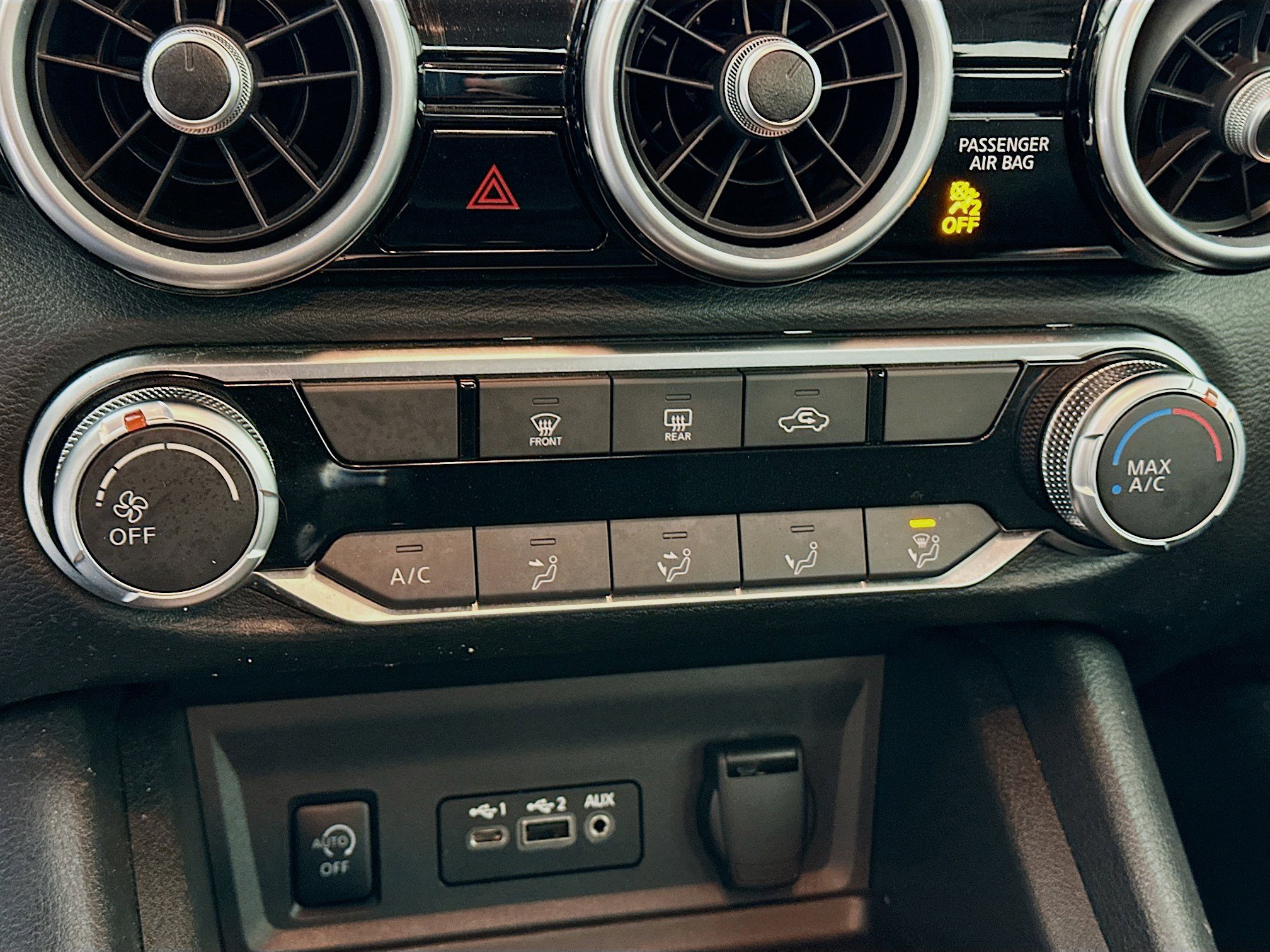 Used 2024 Nissan Sentra SV image 22