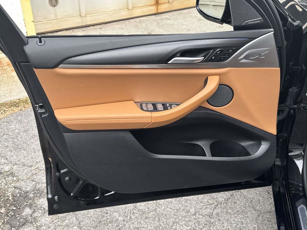 Used 2024 BMW X3 xDrive30i w/ Premium Package image 16