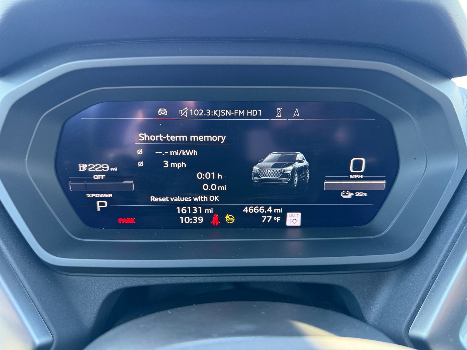 Used 2023 Audi Q4 e-tron Premium Plus w/ Premium Plus image 11