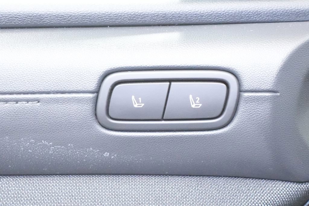 Used 2026 Hyundai Santa Cruz Limited image 18